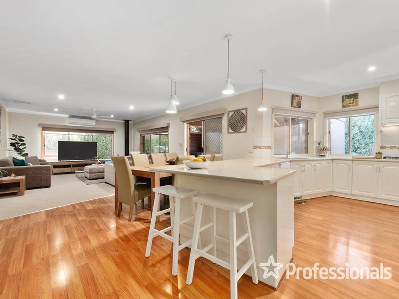 13 Pascoe Court, Mooroolbark image 7