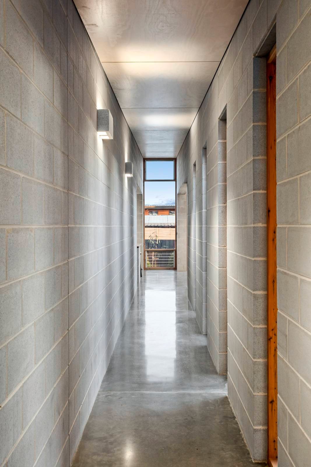 Property Gallery Thumbnail 4