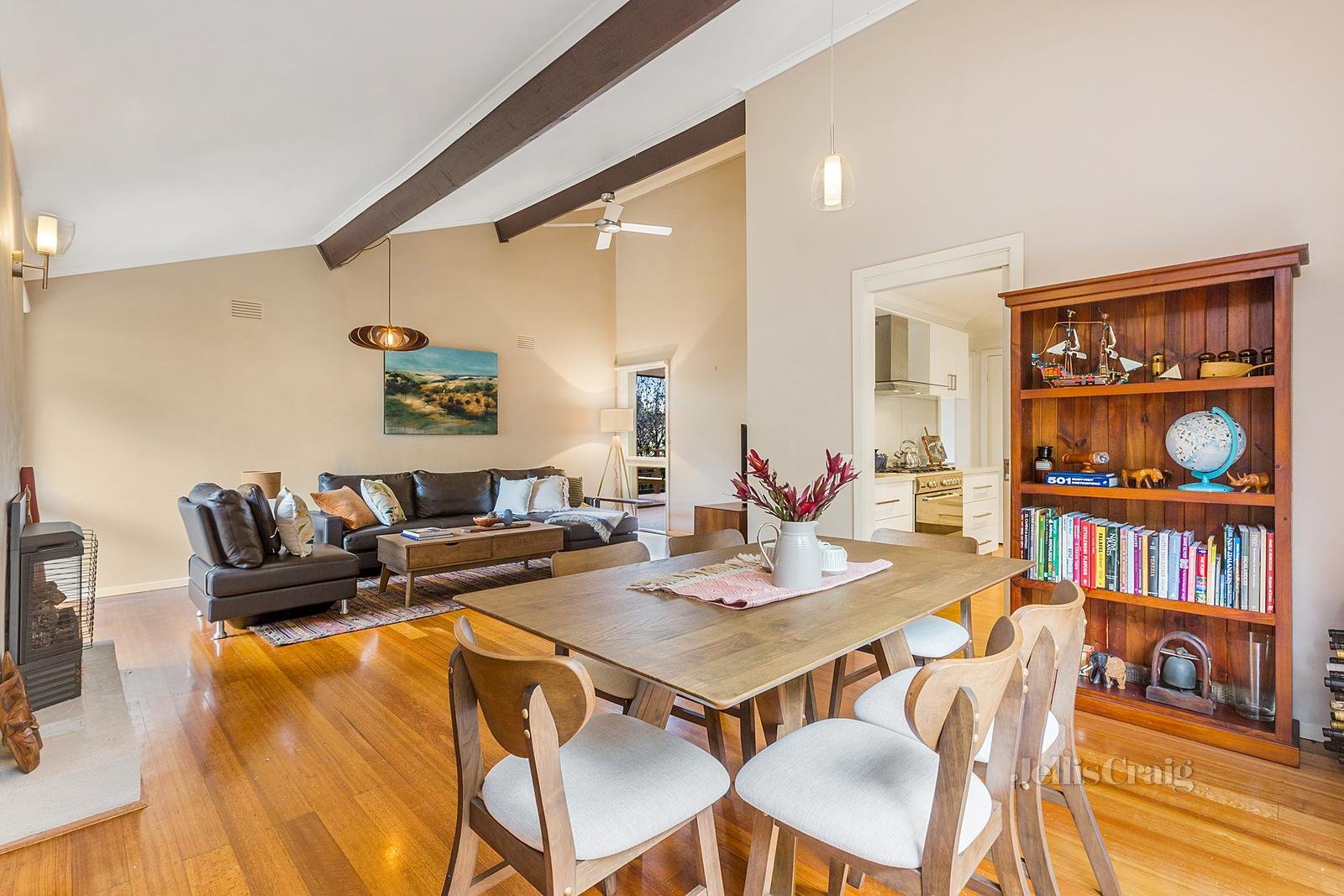 13 Patricia Way, Woodend image 4