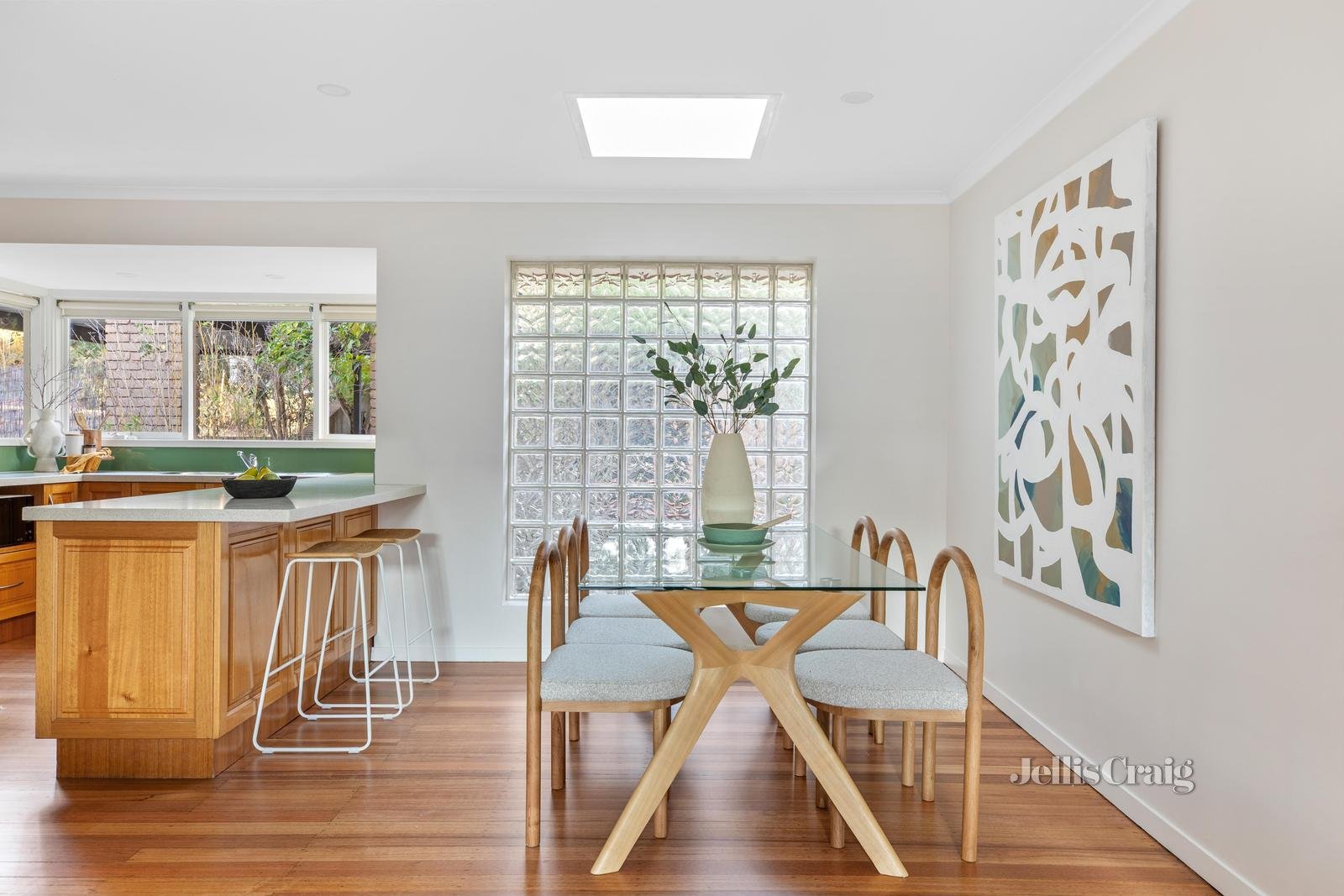 13 Peppermint Grove, Eltham image 7