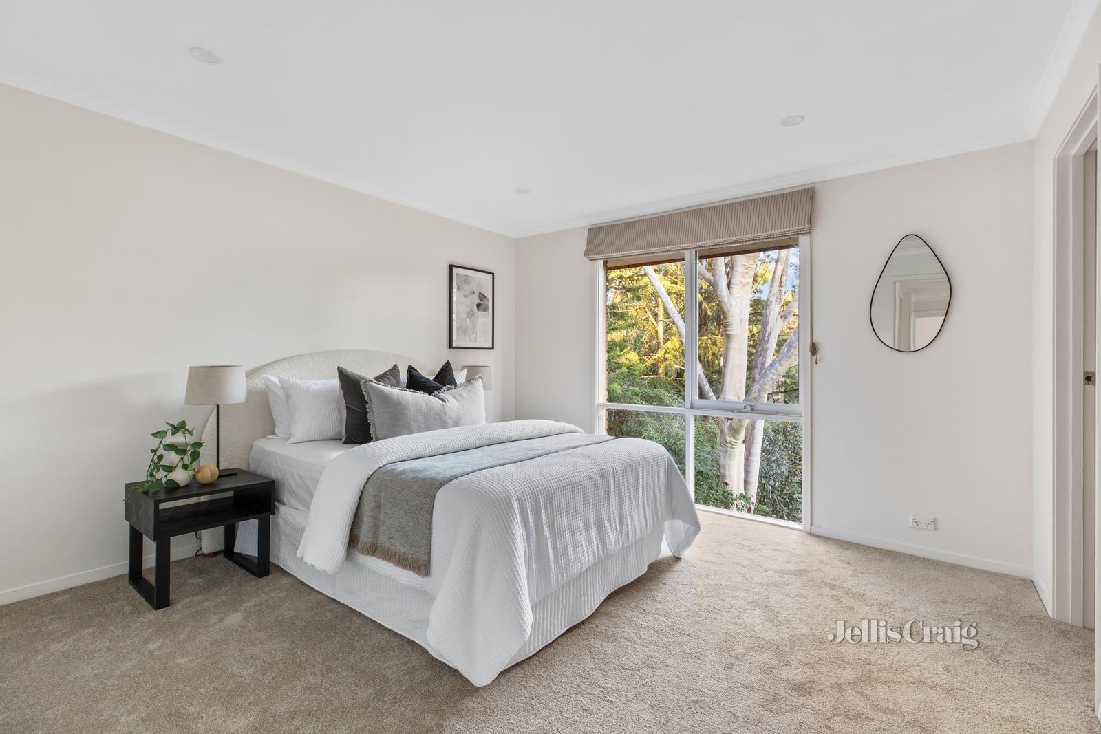 13 Peppermint Grove, Eltham image 9