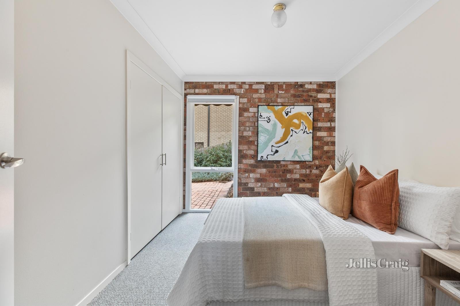 13 Peppermint Grove, Eltham image 12