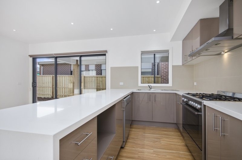 13 Point Boulevard, Point&nbsp;Lonsdale image 4