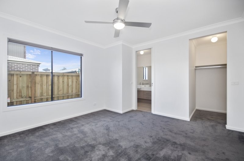 13 Point Boulevard, Point&nbsp;Lonsdale image 5