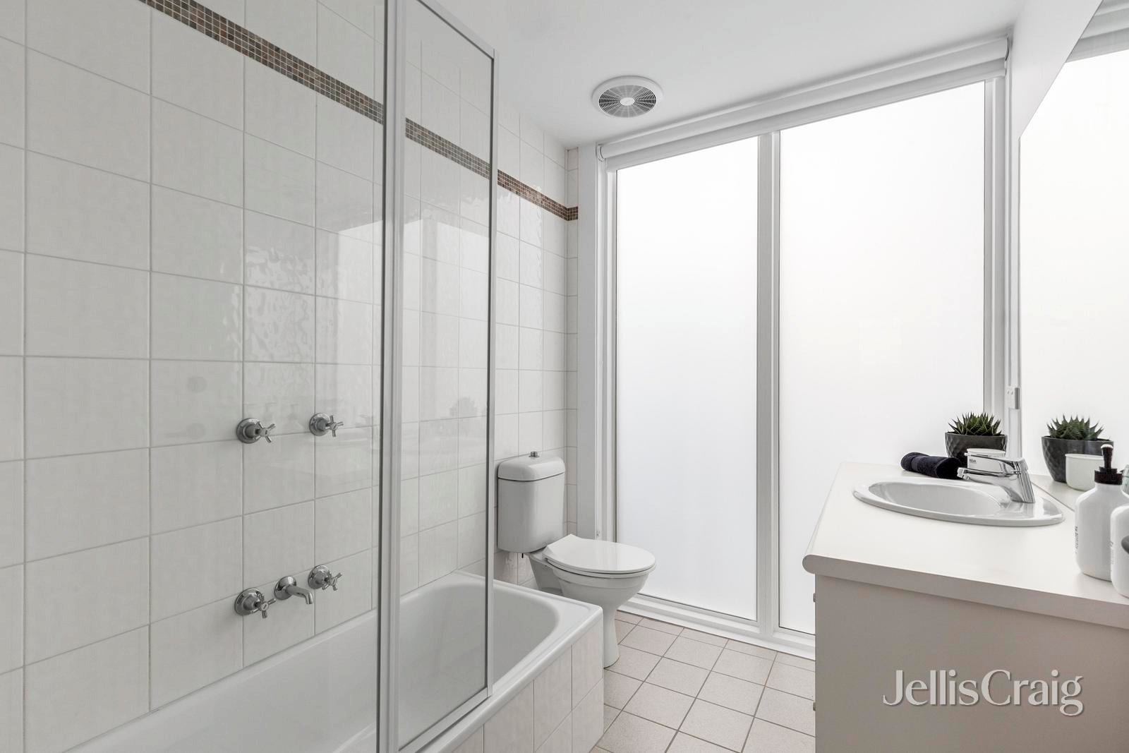 13 Port Phillip Court, Portarlington image 15