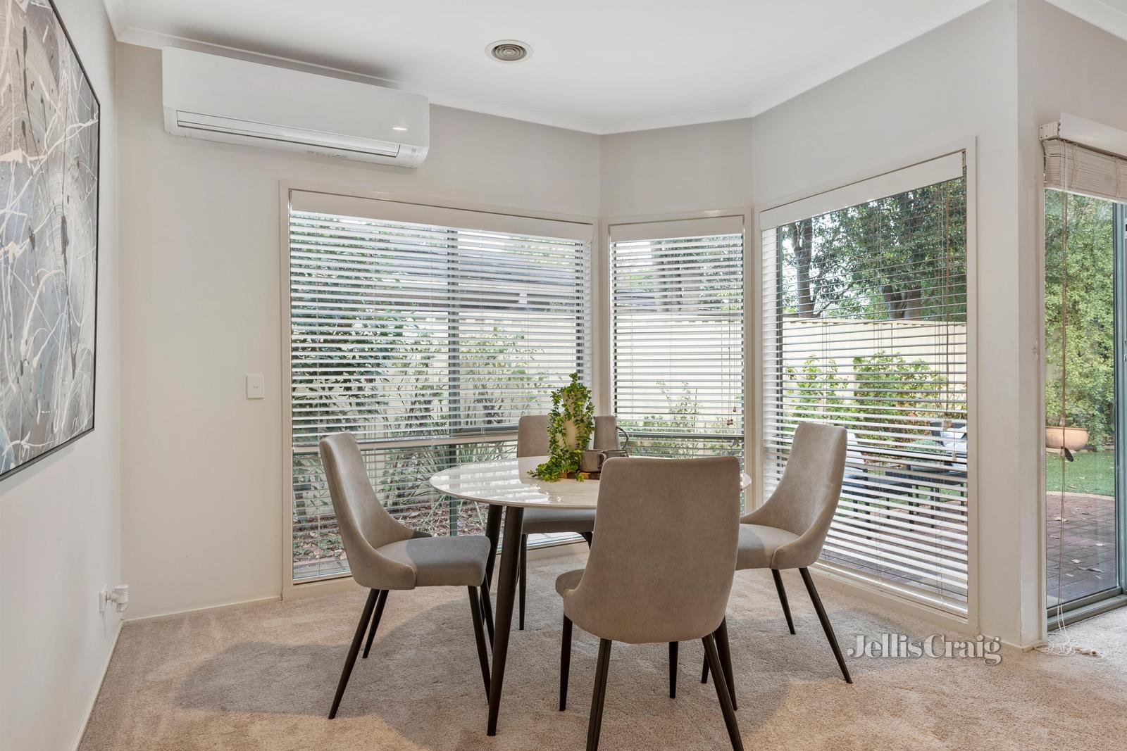 13 Pottery Drive, Blackburn North image 5