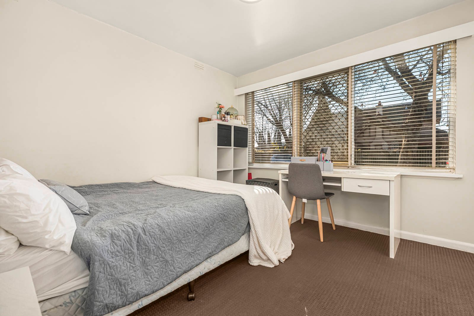 Property Gallery Thumbnail 4