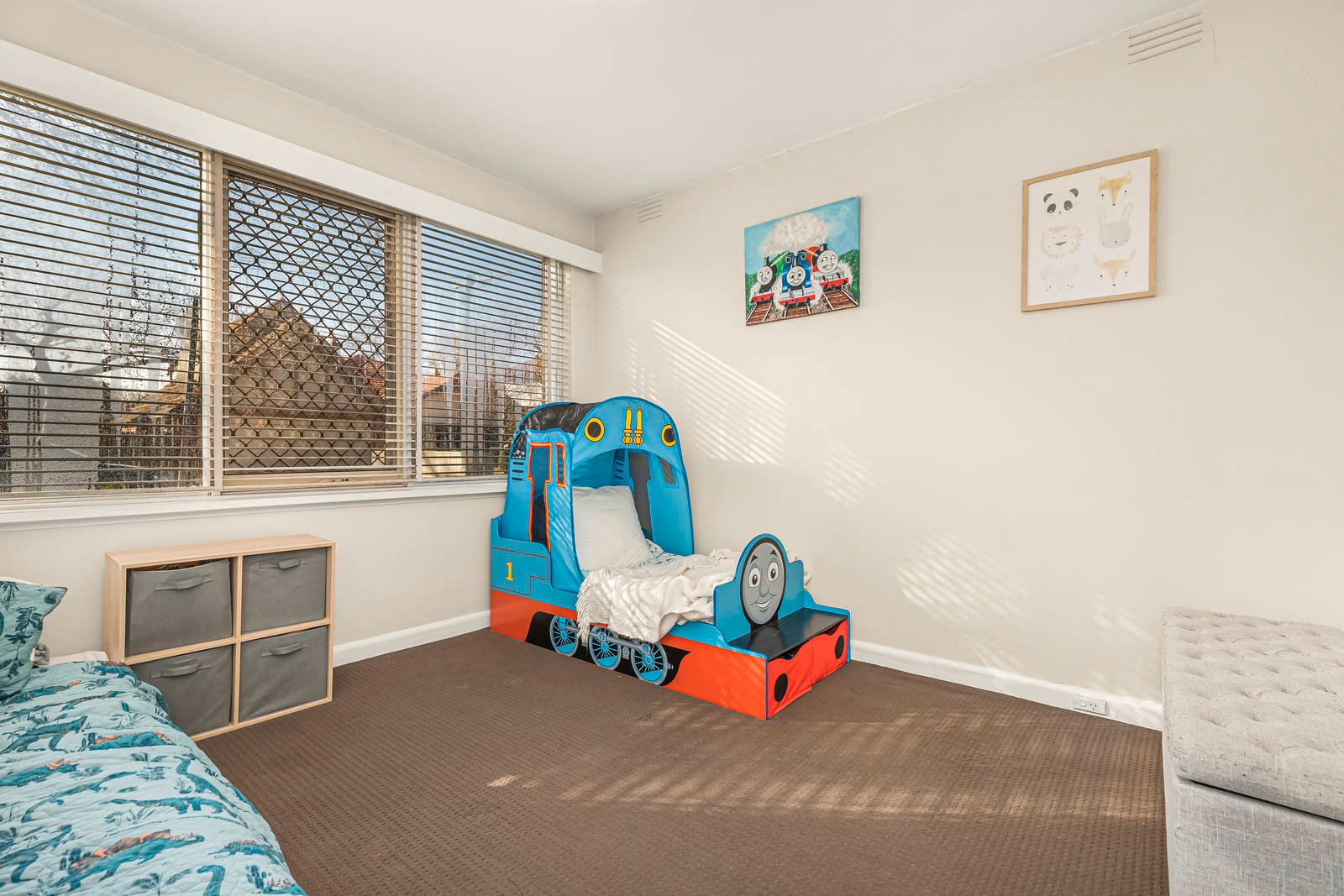Property Gallery Thumbnail 6