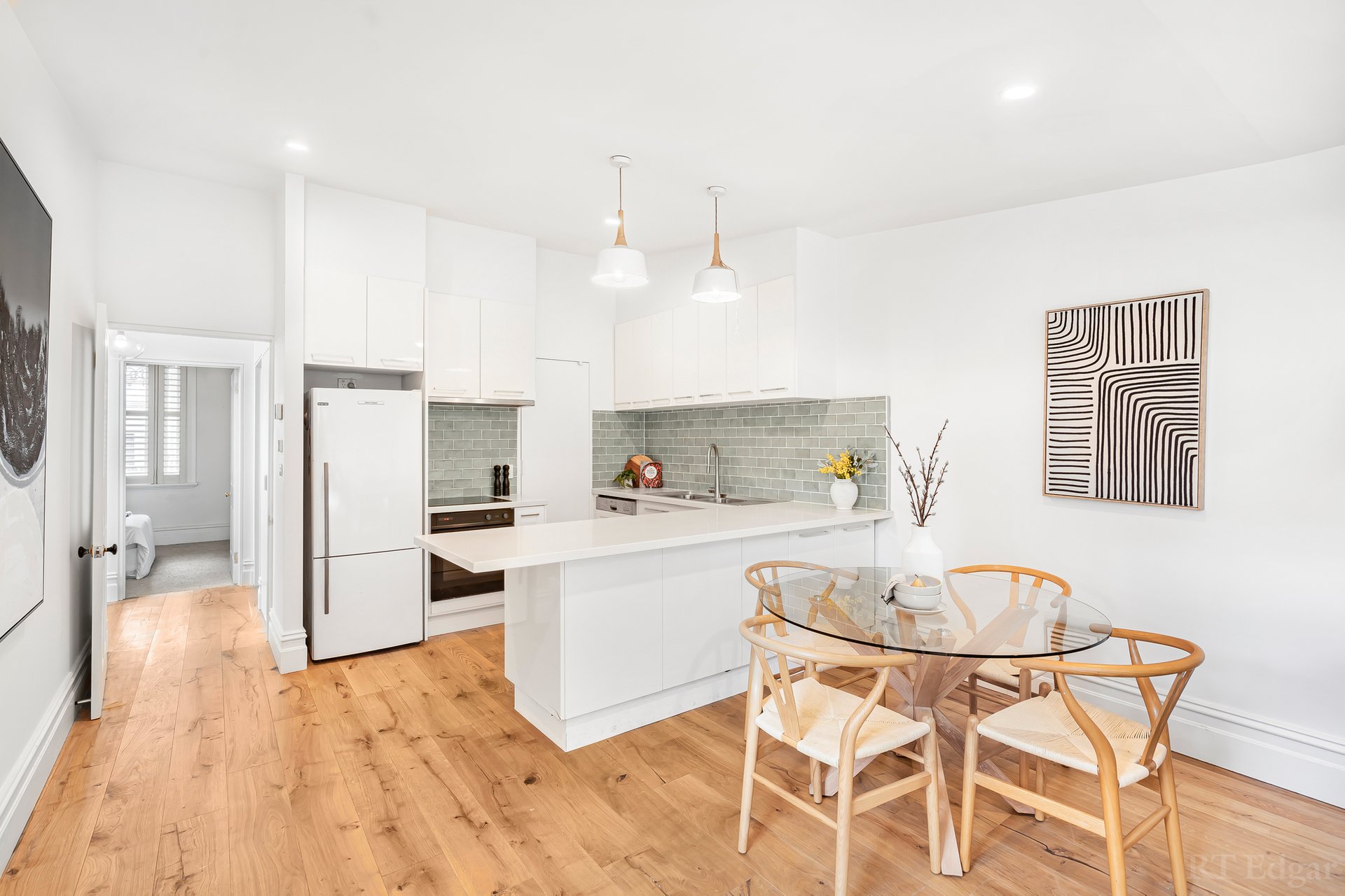 Property Gallery Thumbnail 3
