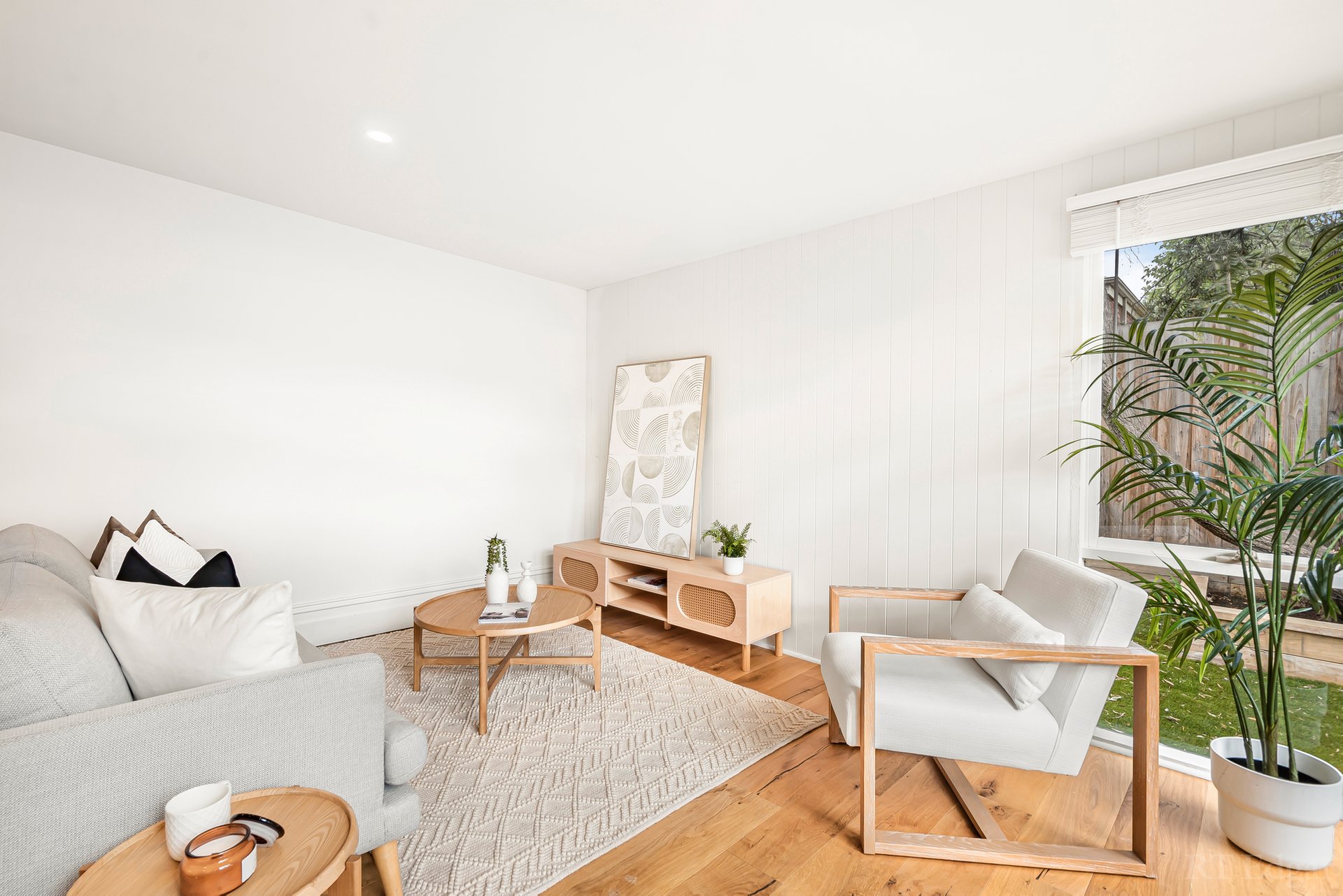 Property Gallery Thumbnail 8