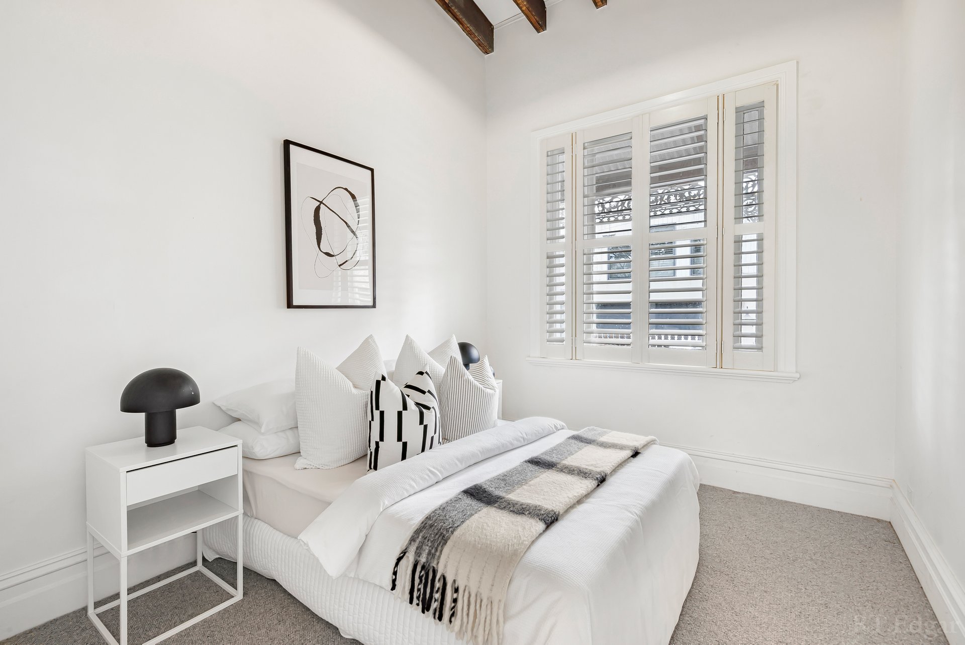 Property Gallery Thumbnail 12