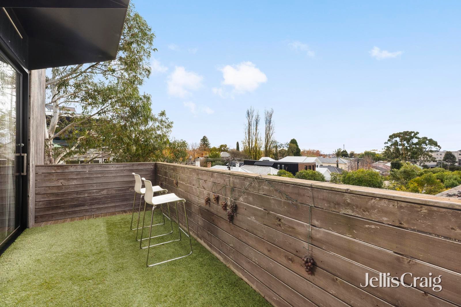 1/3 Railway Avenue, Armadale image 3