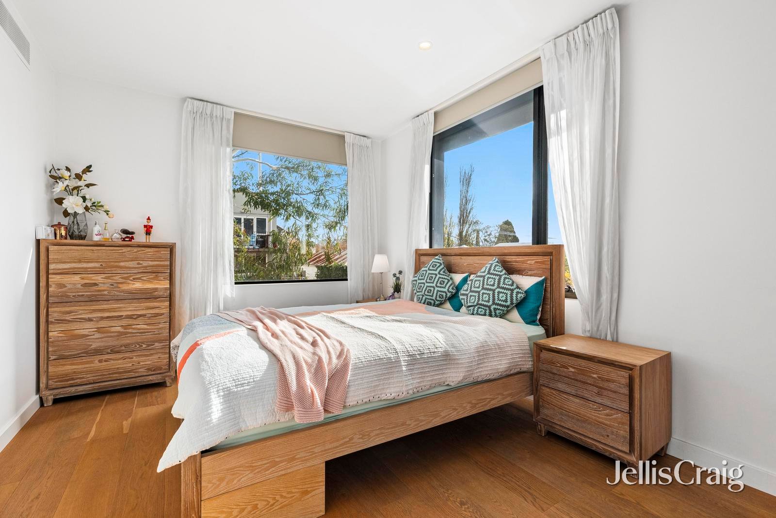 1/3 Railway Avenue, Armadale image 11