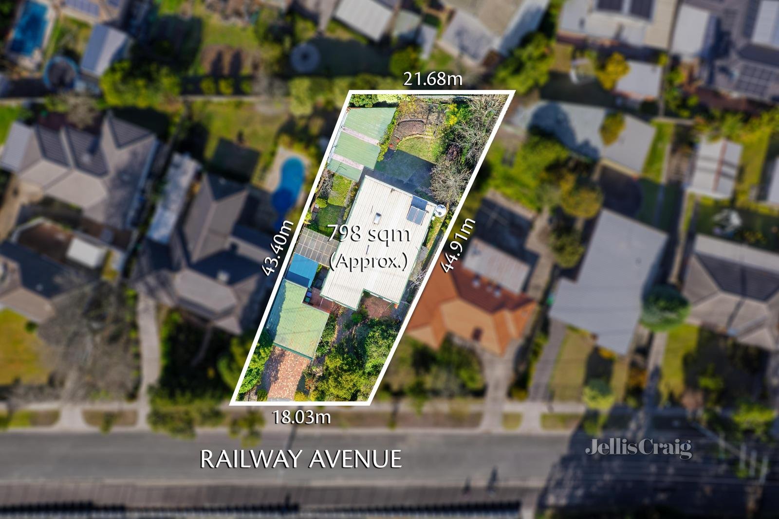 13 Railway Avenue, Ringwood East image 1