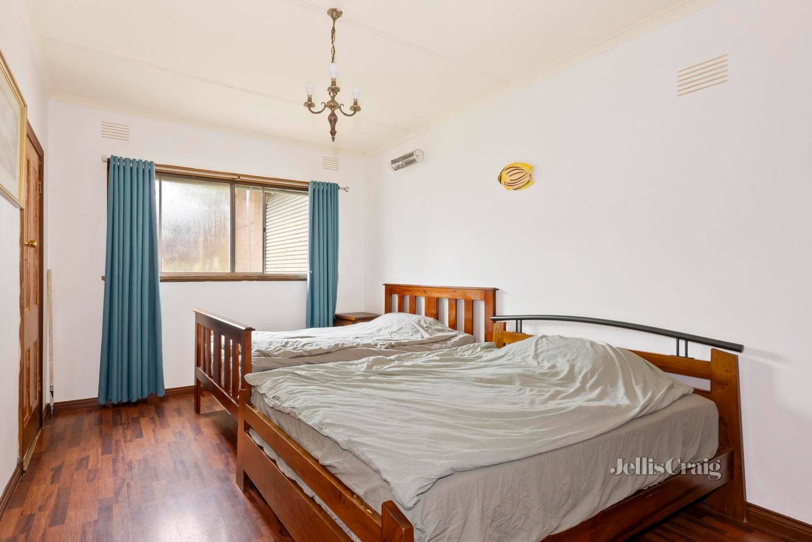 13 Railway Avenue, Ringwood East image 7