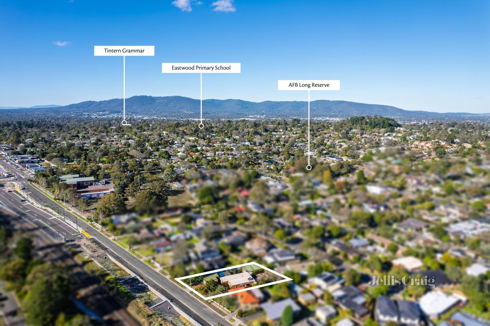 13 Railway Avenue, Ringwood East image 16