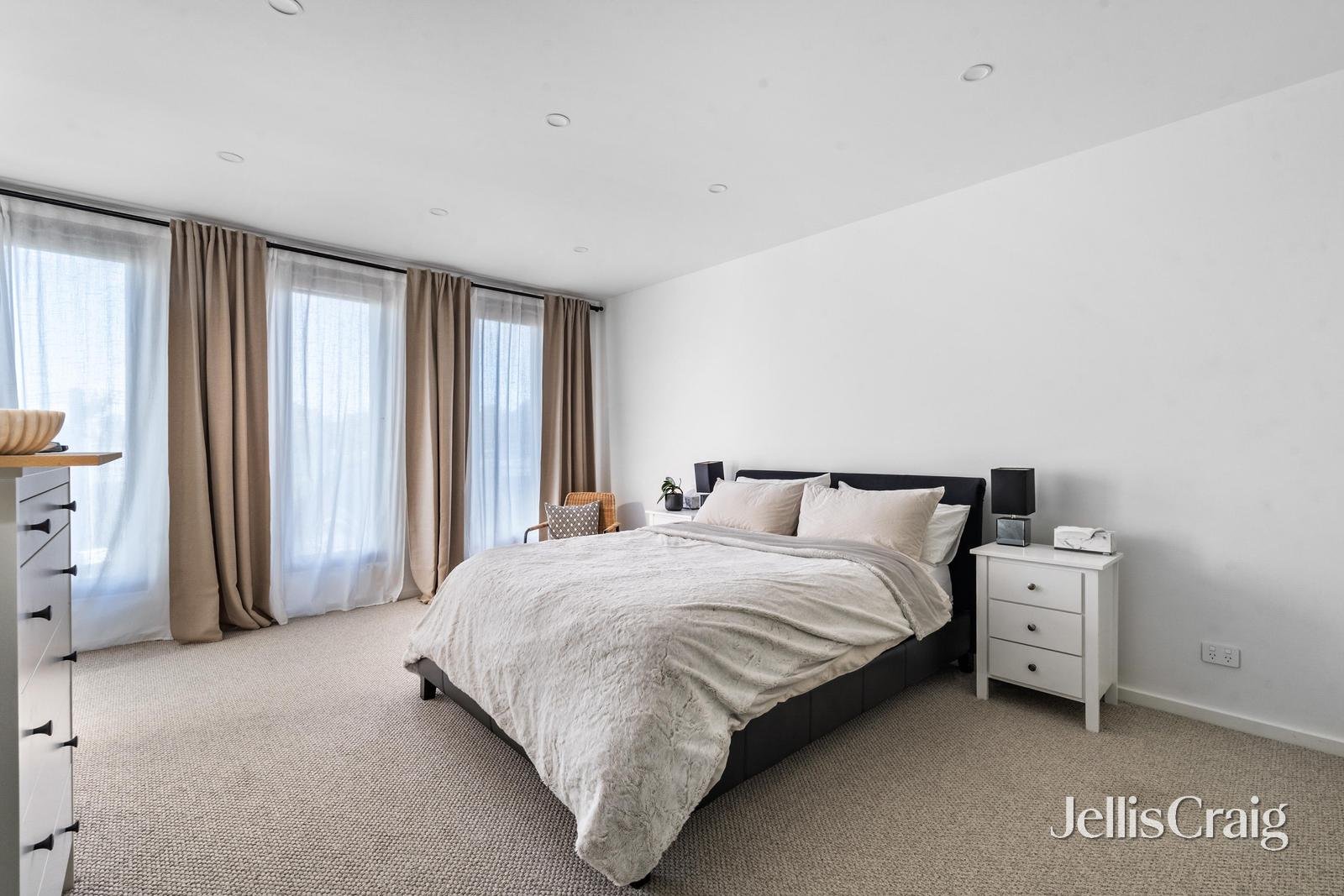 1/3 Rainsford Street, Elwood image 9