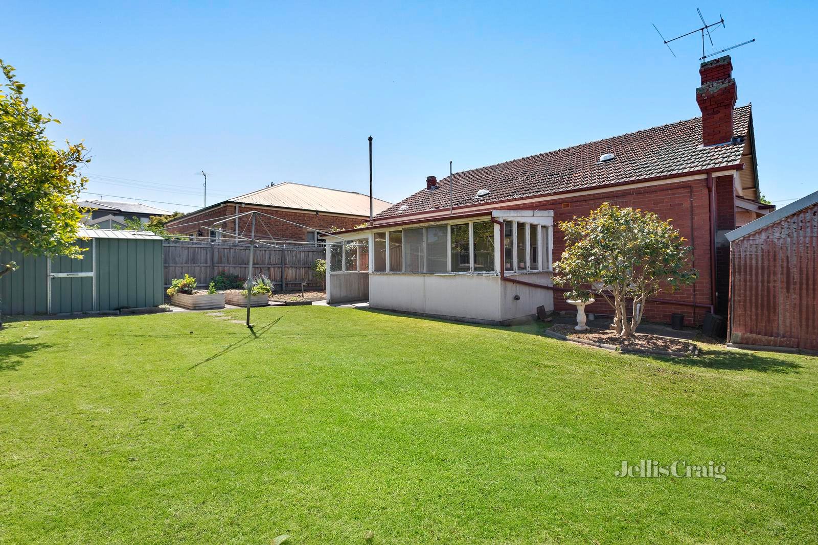 13 Raleigh Street, Essendon image 10