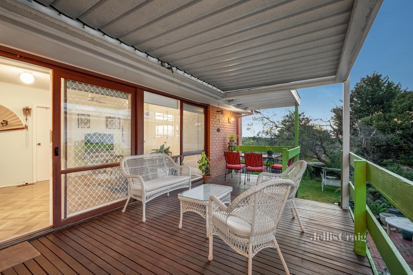 13 Ralton Avenue, Glen Waverley image 9