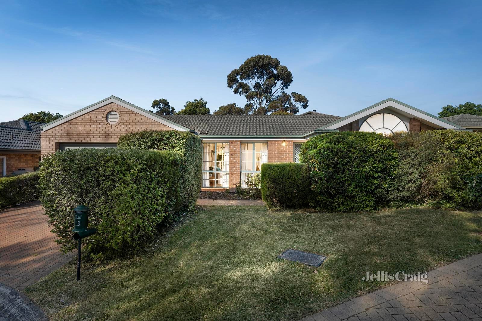 13 Ramble Crescent, Croydon image 1