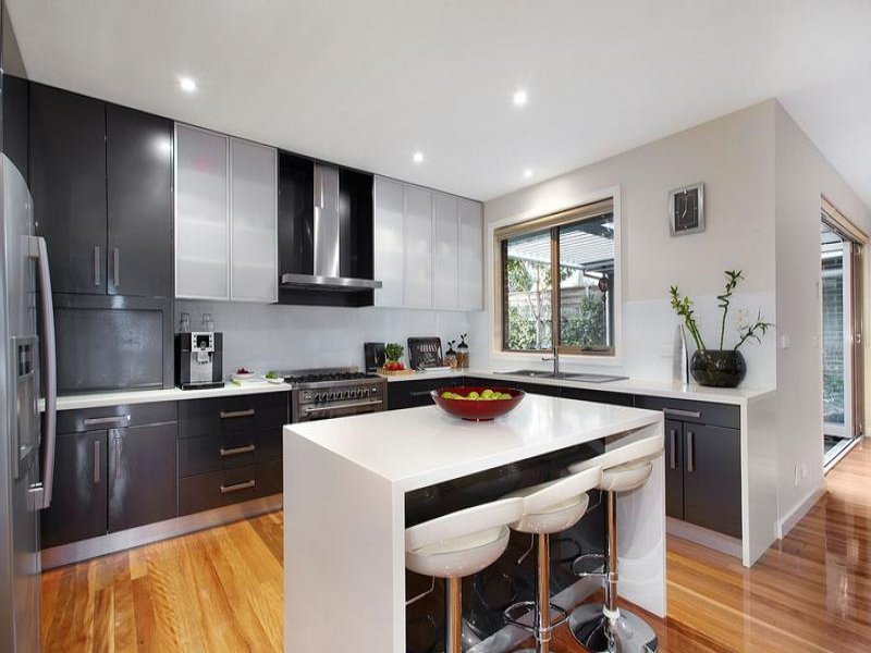 1/3 Rangeview Grove, Balwyn North image 3