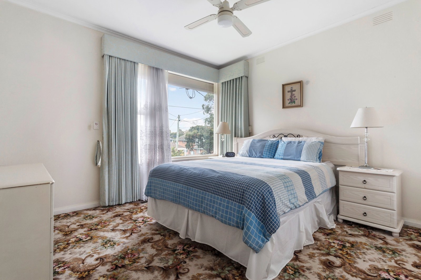 Property Gallery Thumbnail 6