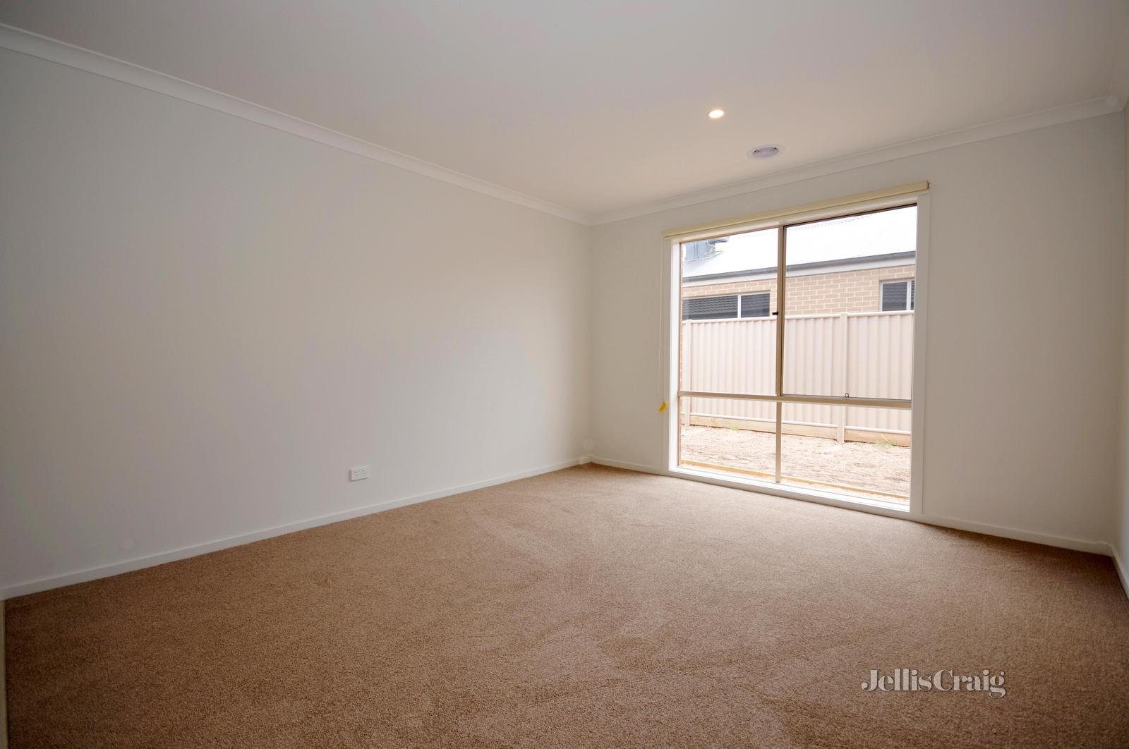 13 Red Robin Drive, Winter Valley image 4