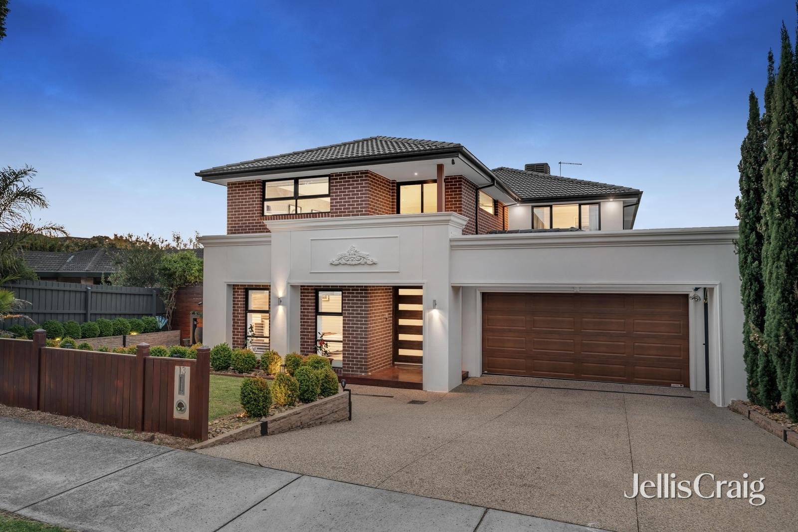 13 Remington Drive, Glen Waverley image 1