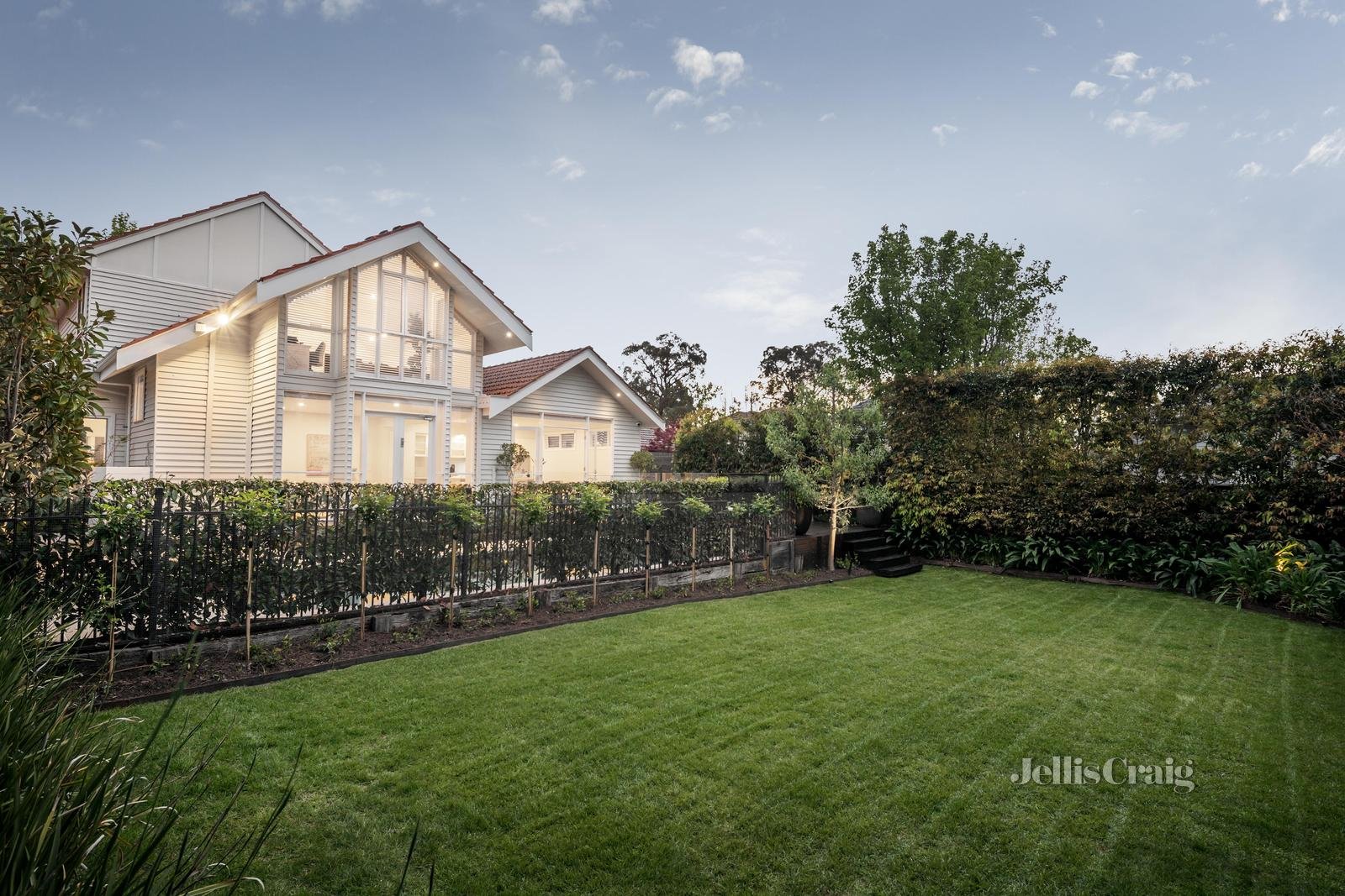 13 Renwick Street, Glen Iris image 6