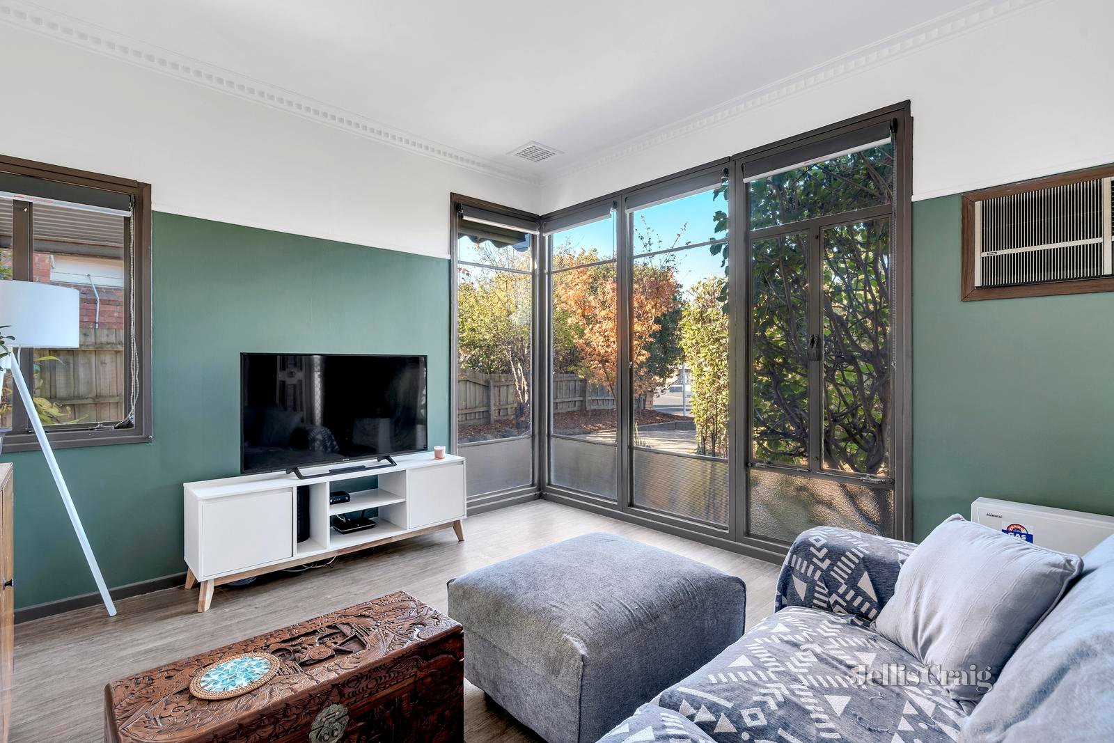 13 Reynolds Parade, Pascoe Vale South image 2
