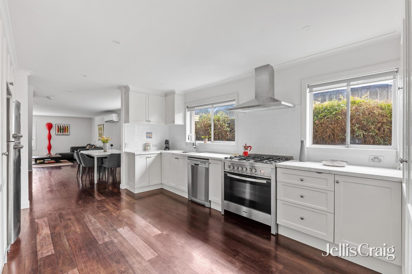 13 Richard Street, Williamstown image 4