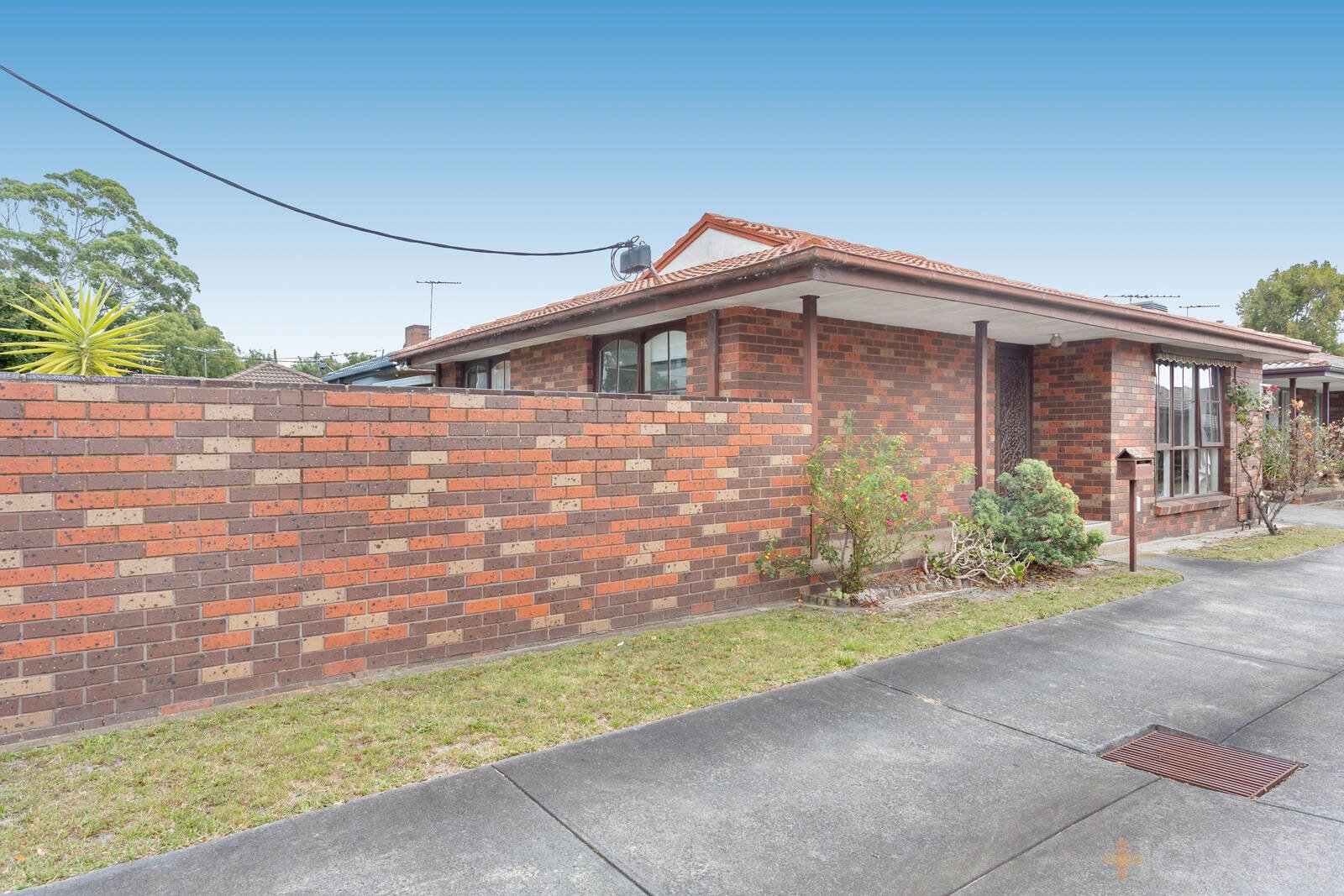 1 / 3 Robert Street Parkdale