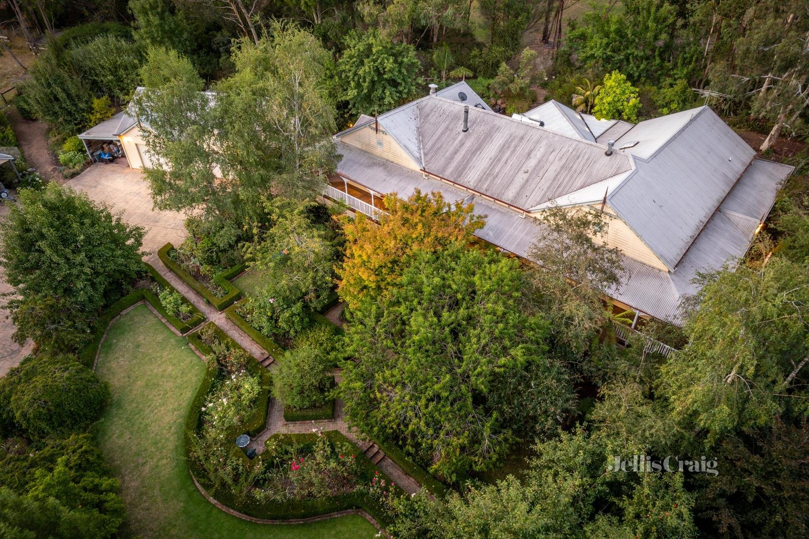 13 Rodger Road, Wandin North image 3