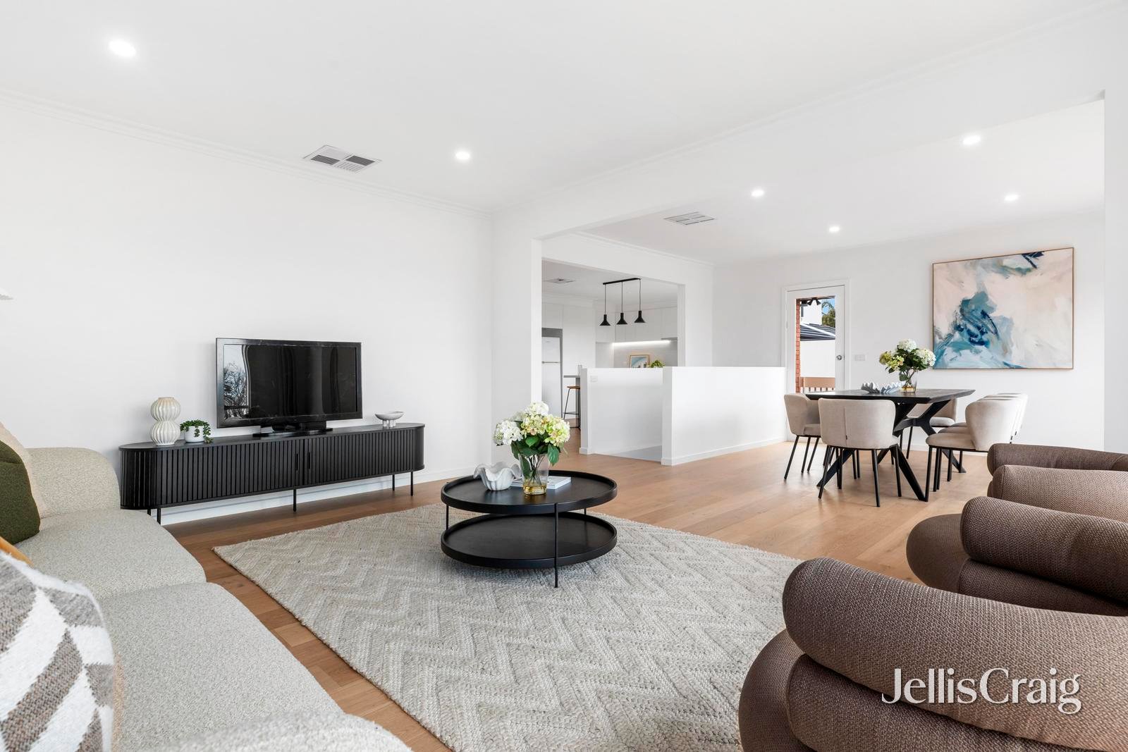 13 Roland Street, Mount&nbsp;Waverley image 3
