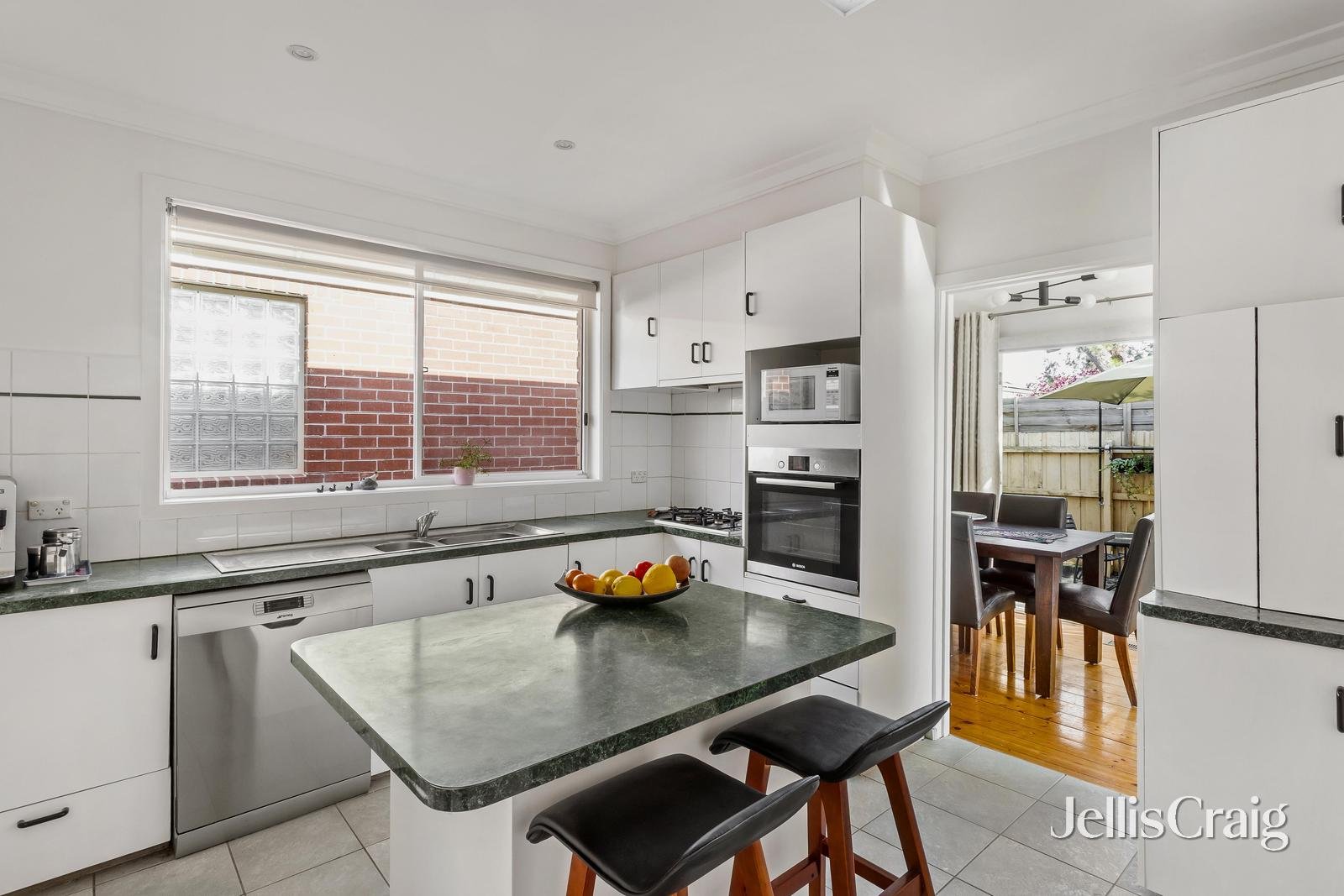 13 Roma Street, Bentleigh image 8