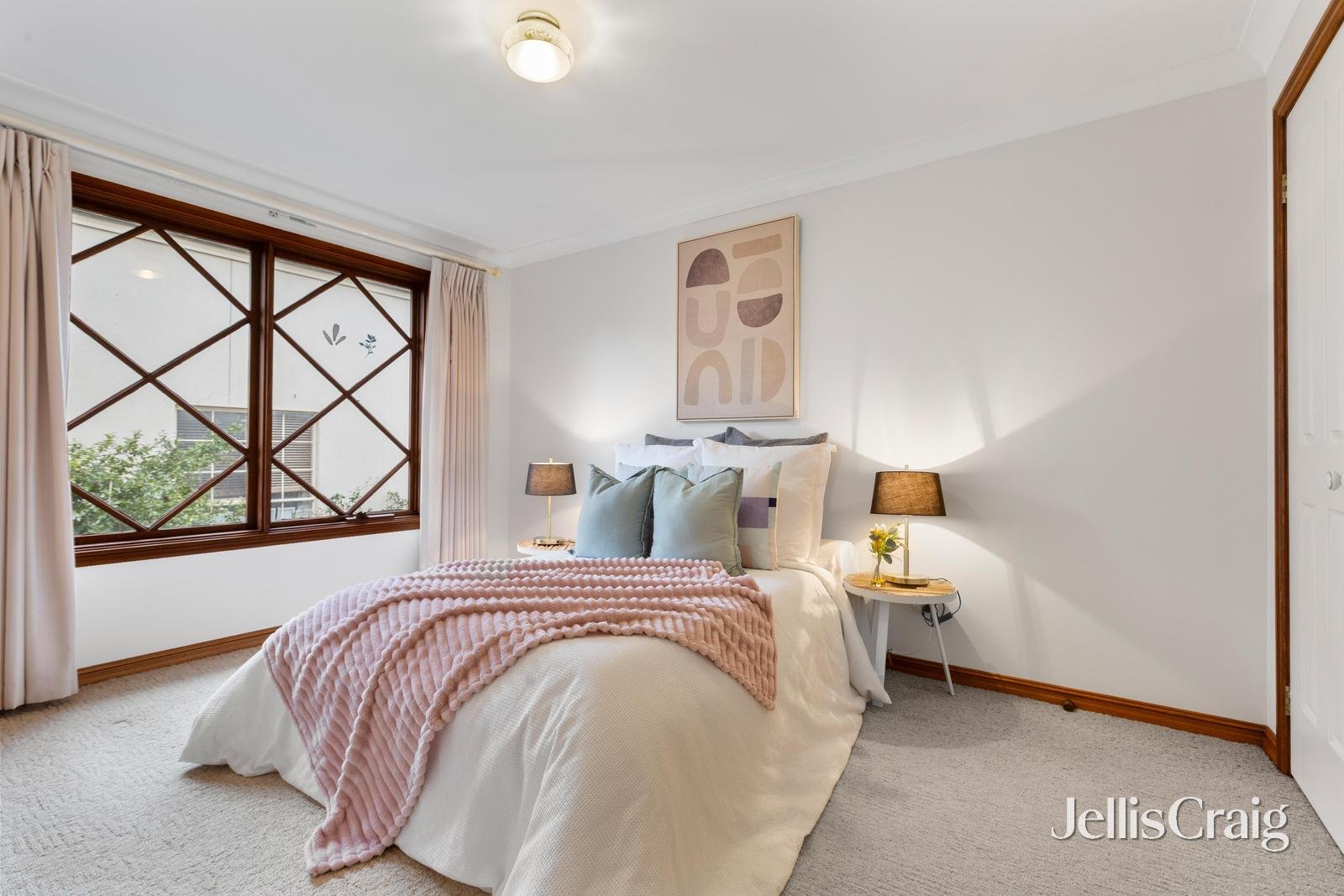 13 Roswell Street, Glen Waverley image 7