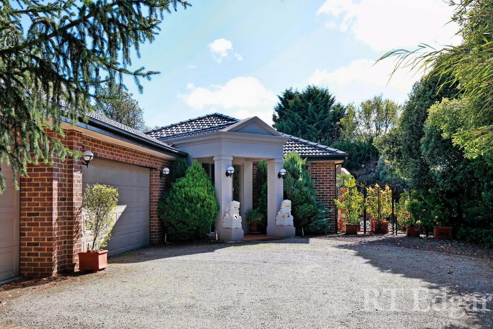 Property Gallery - Main Image