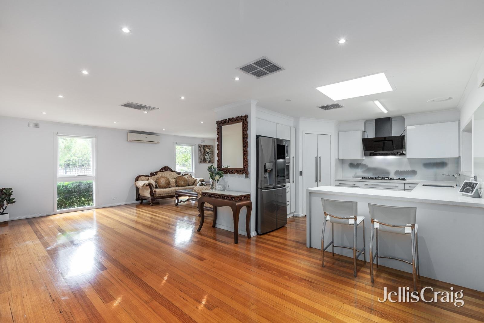 13 Sandhurst Avenue, Doncaster&nbsp;East image 4