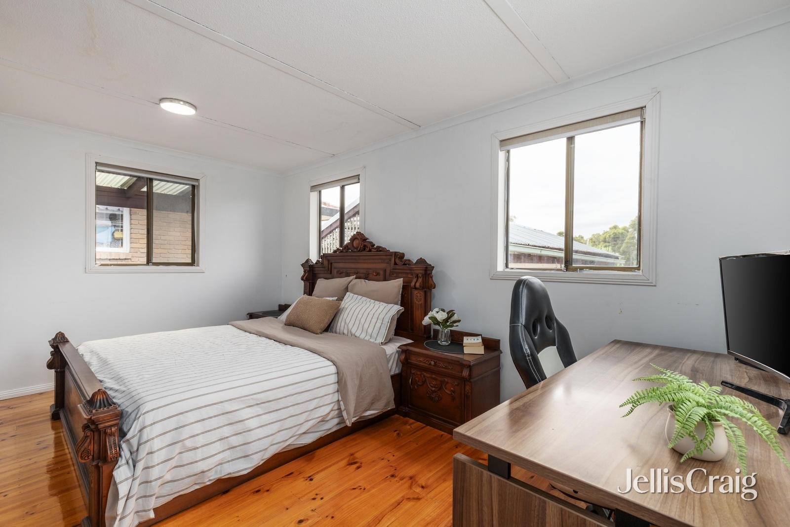 13 Sandhurst Avenue, Doncaster&nbsp;East image 9