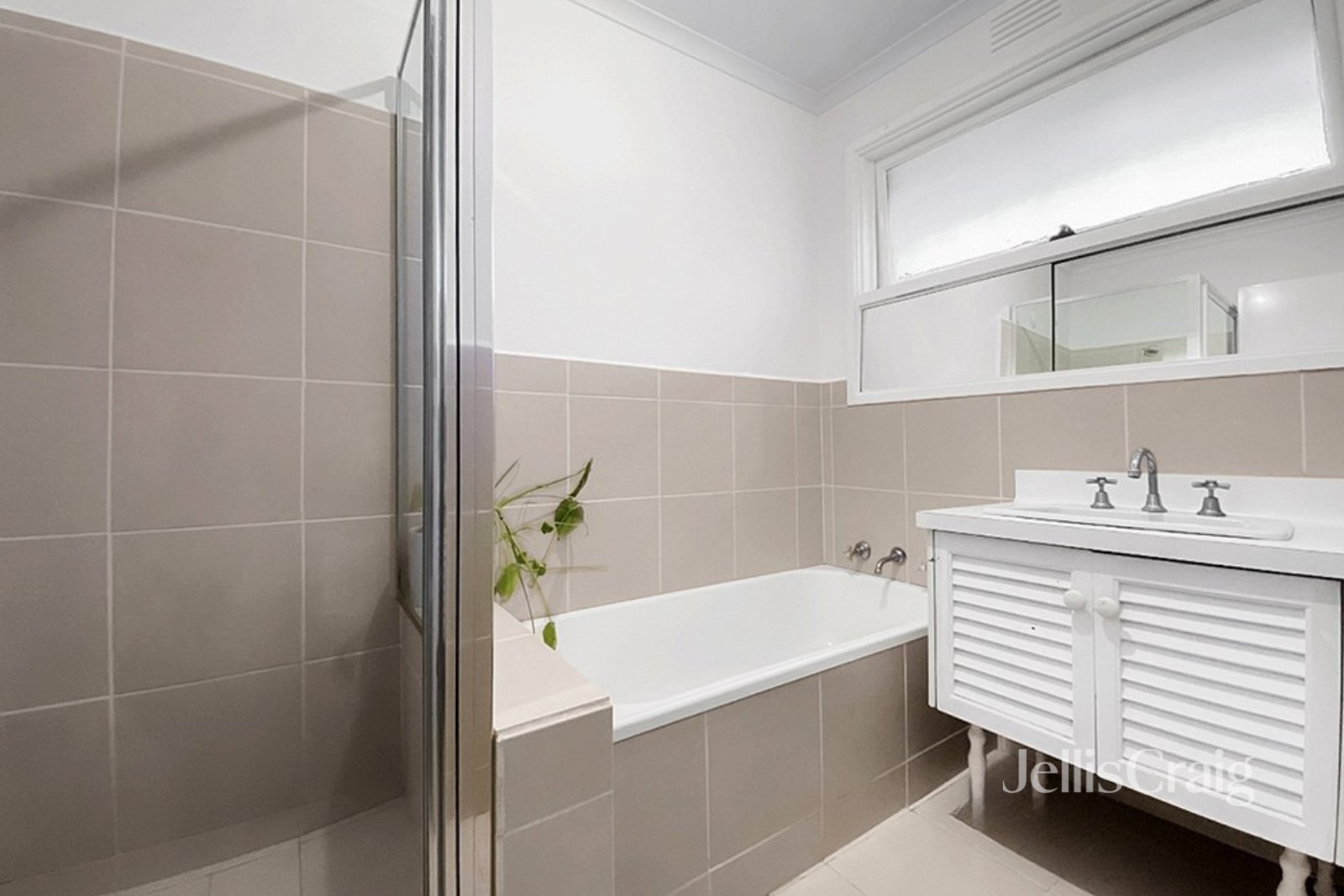 1/3 Sherbourne Road, Briar&nbsp;Hill image 5