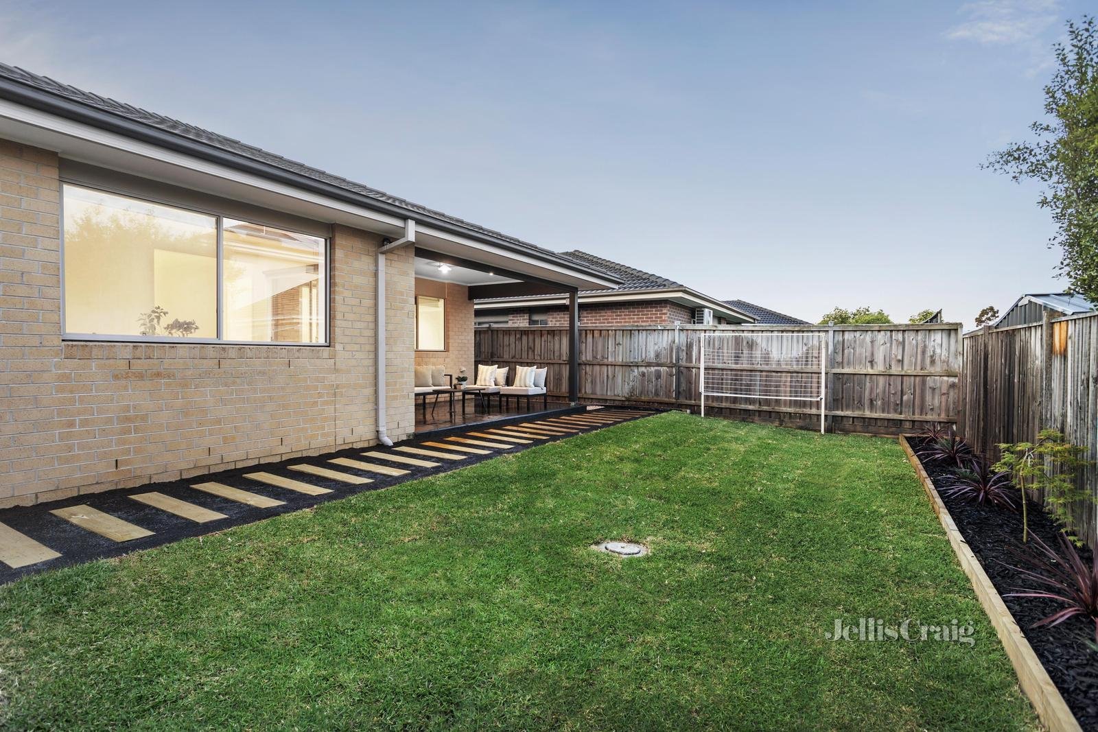 13 Shikra Place, Doreen image 16