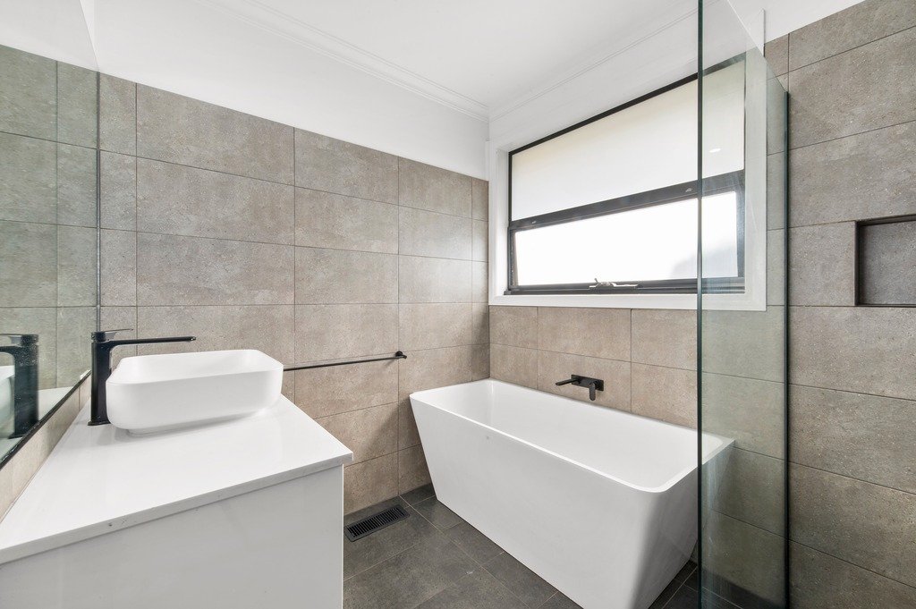 1/3 Shirley Court, Doncaster&nbsp;East image 4