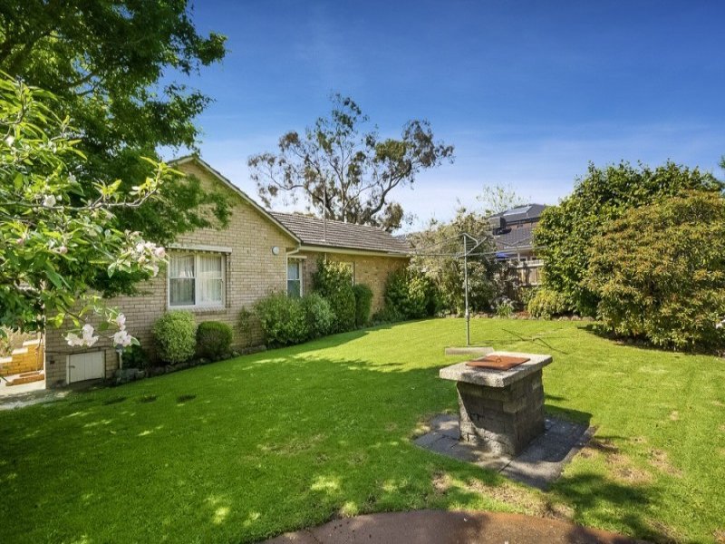 13 Simmons Street, Box Hill North image 5