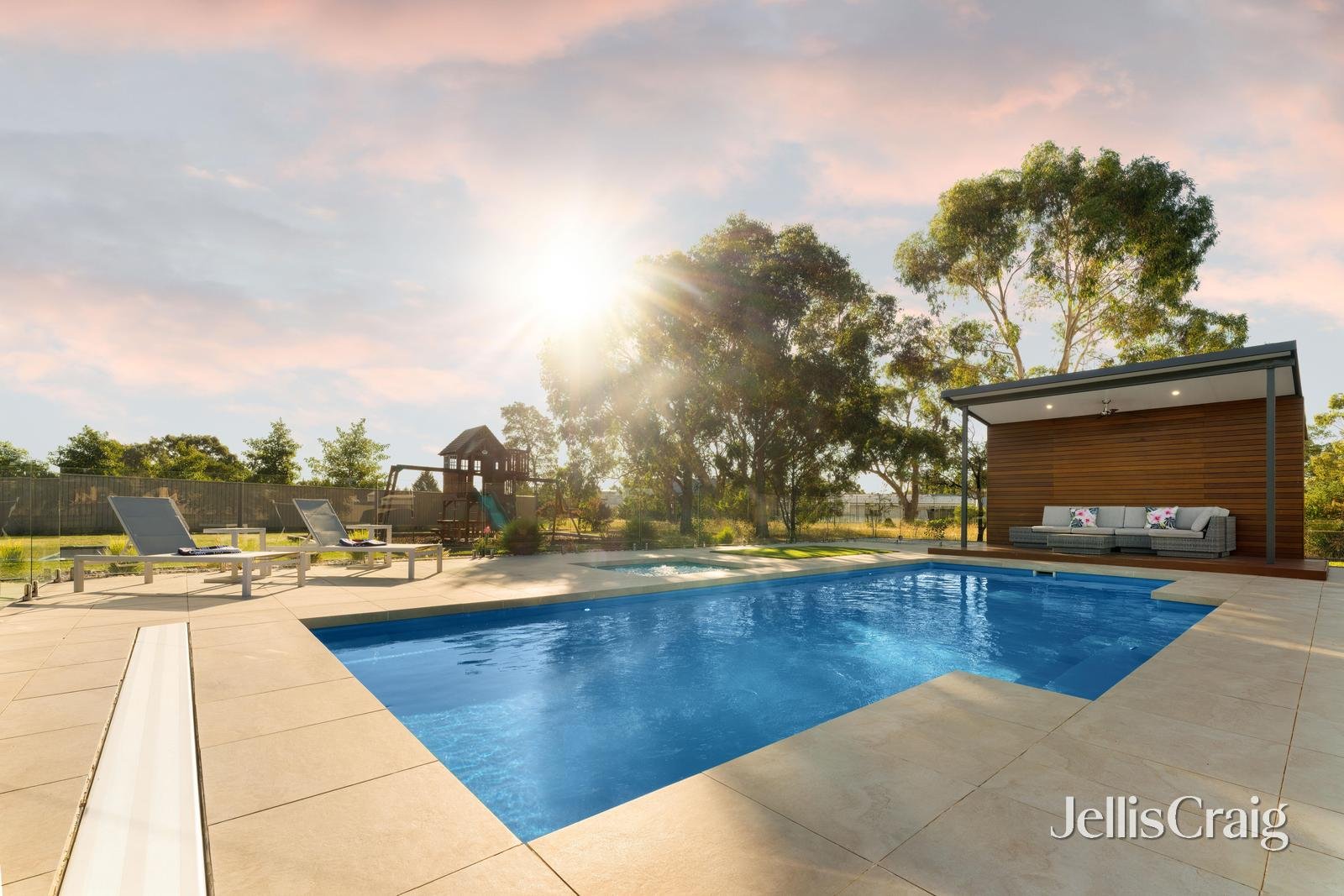 13 Skye Court, Cardigan image 2