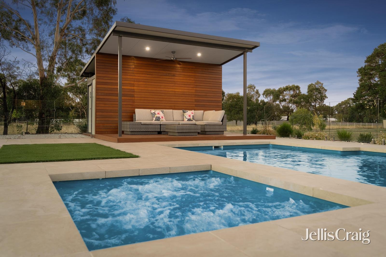 13 Skye Court, Cardigan image 4