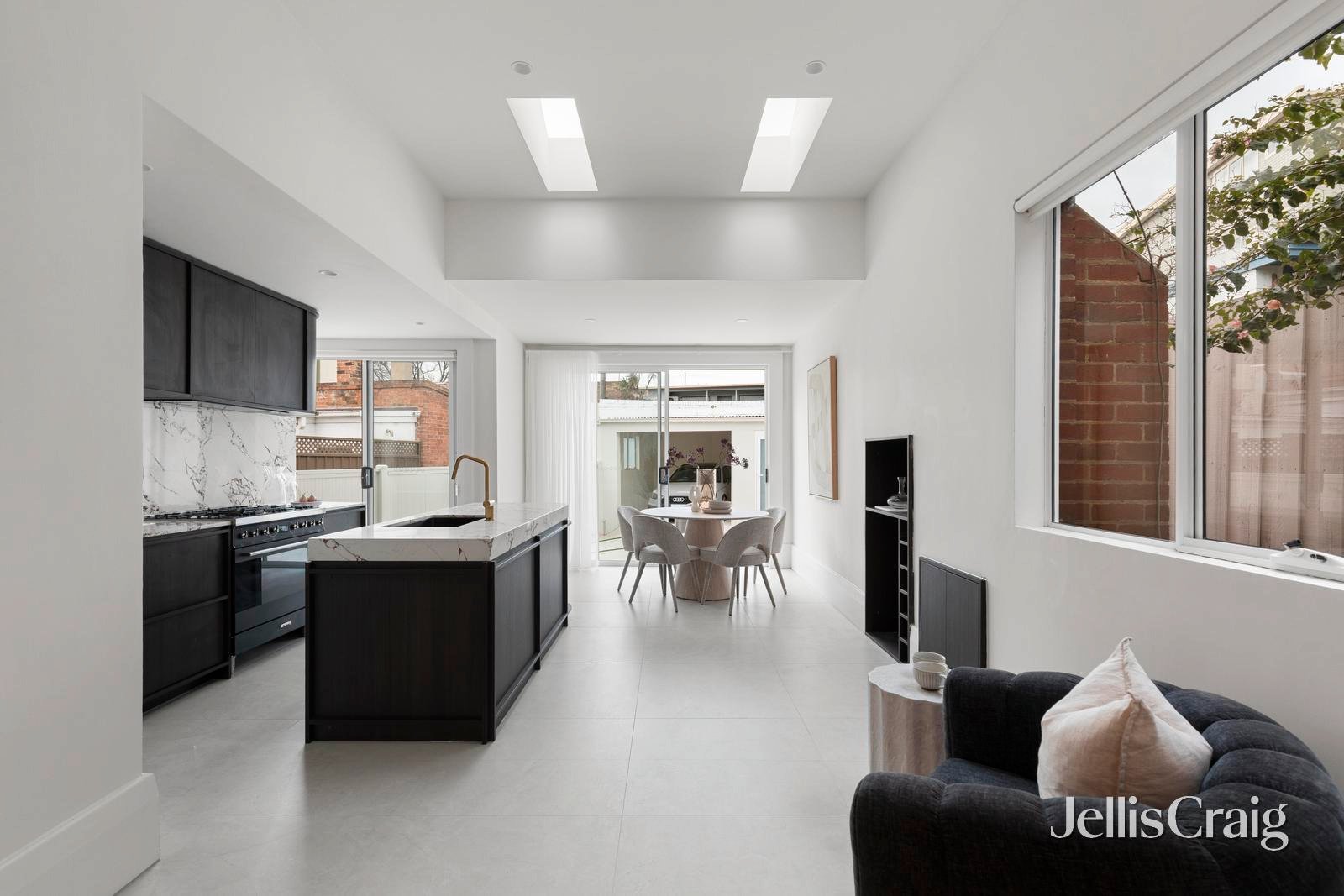 13 Southgate Street, Parkville image 7