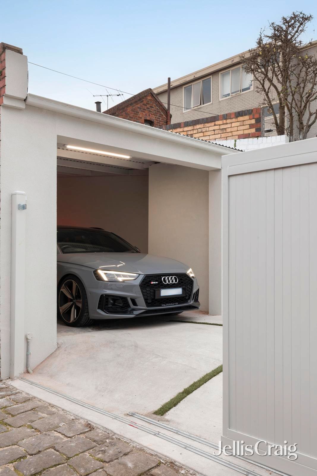 13 Southgate Street, Parkville image 18