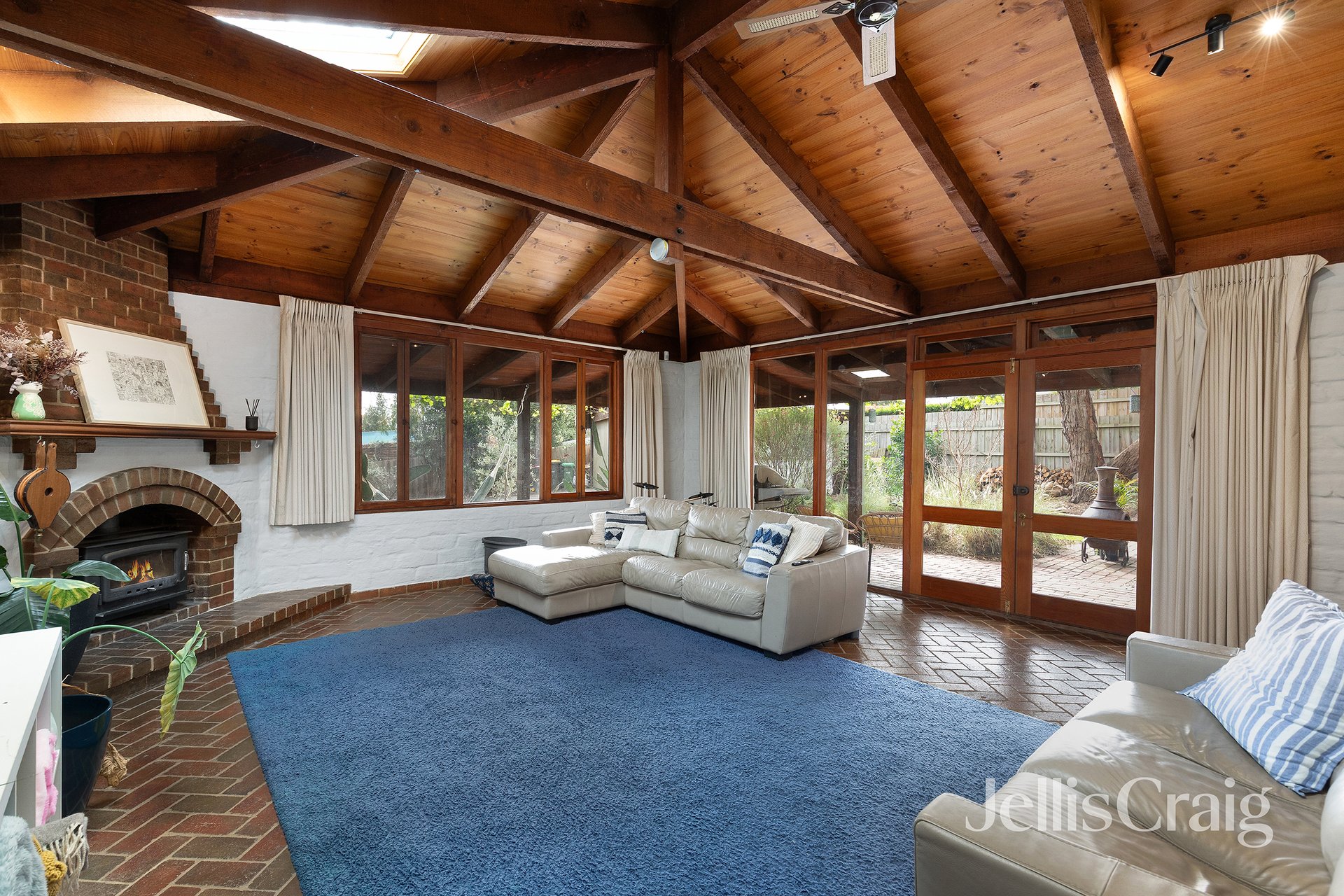 13 Stamford Court, Eltham image 7