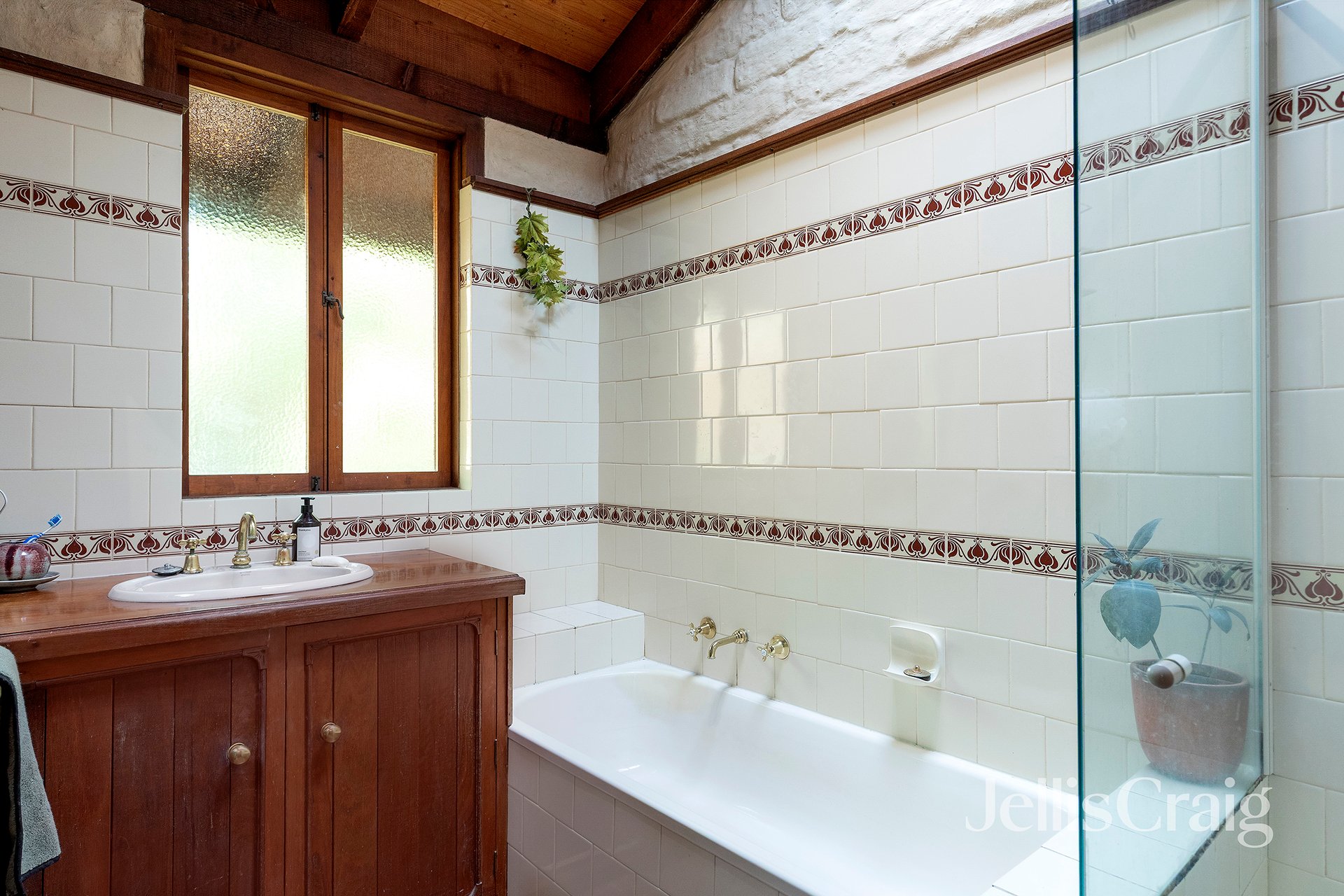 13 Stamford Court, Eltham image 11