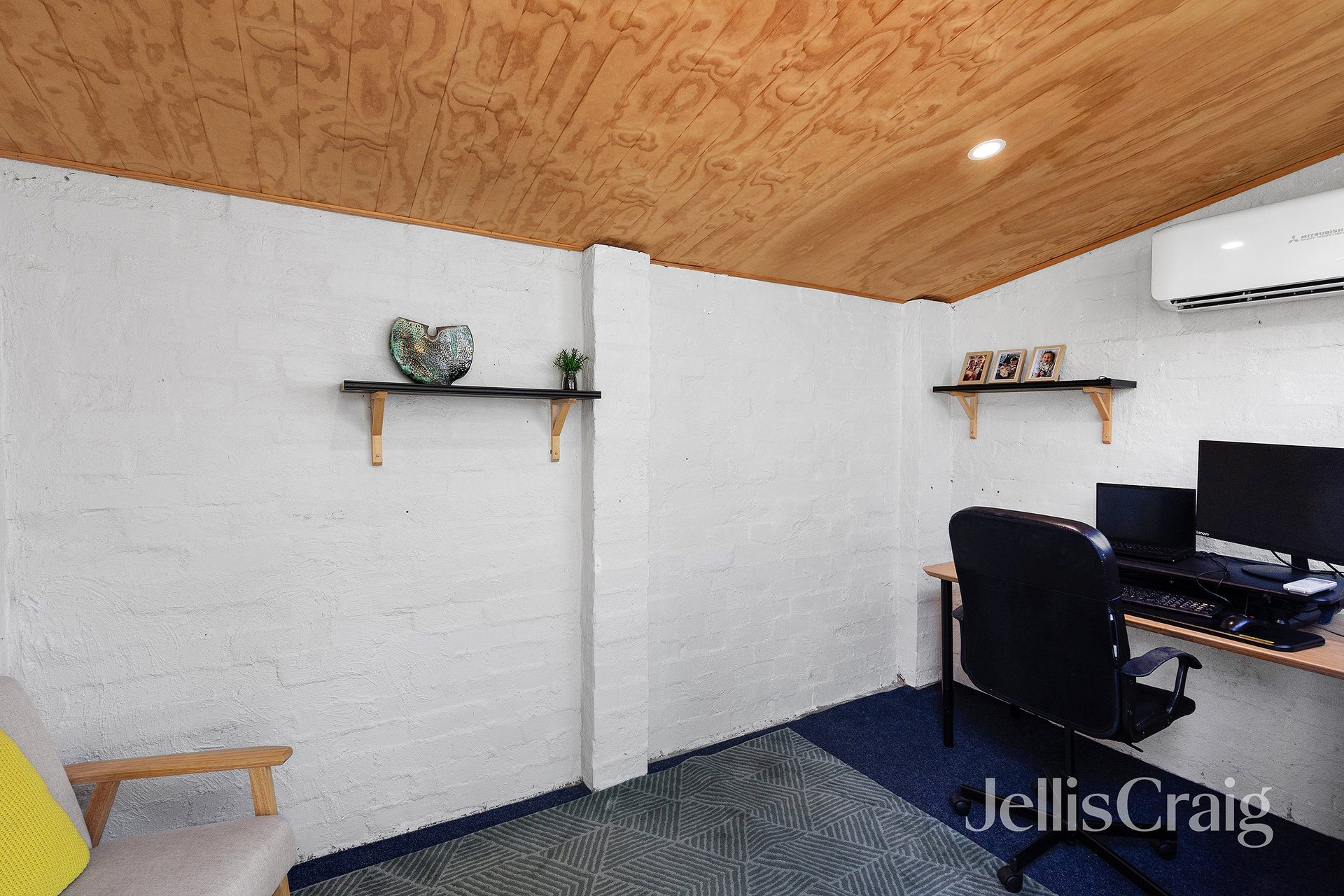 13 Stamford Court, Eltham image 12